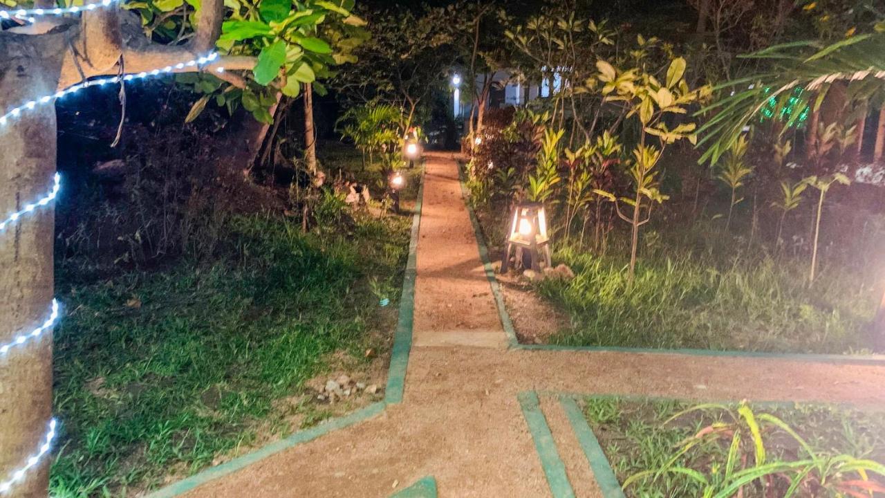 Sigiri Starwing Villa Sigiriya Exterior foto