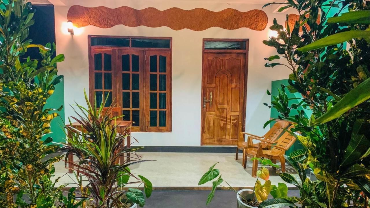 Sigiri Starwing Villa Sigiriya Exterior foto